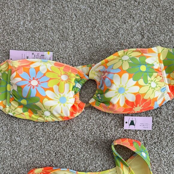 Floral Bikini Set in Yellow and Orange Top XL Bottom L - Picture 5 of 8